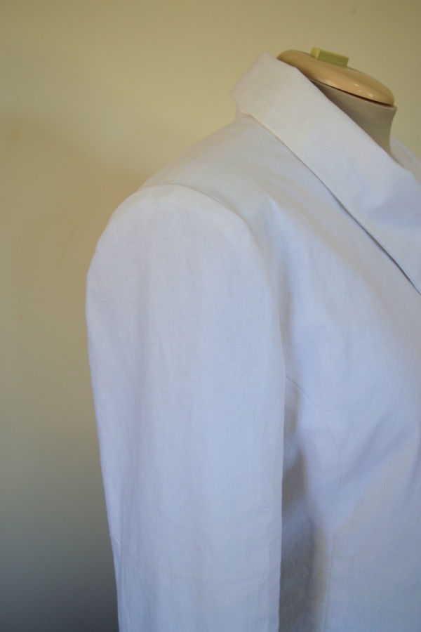 Butterick 5958: White linen jacket – sewTREEFROG